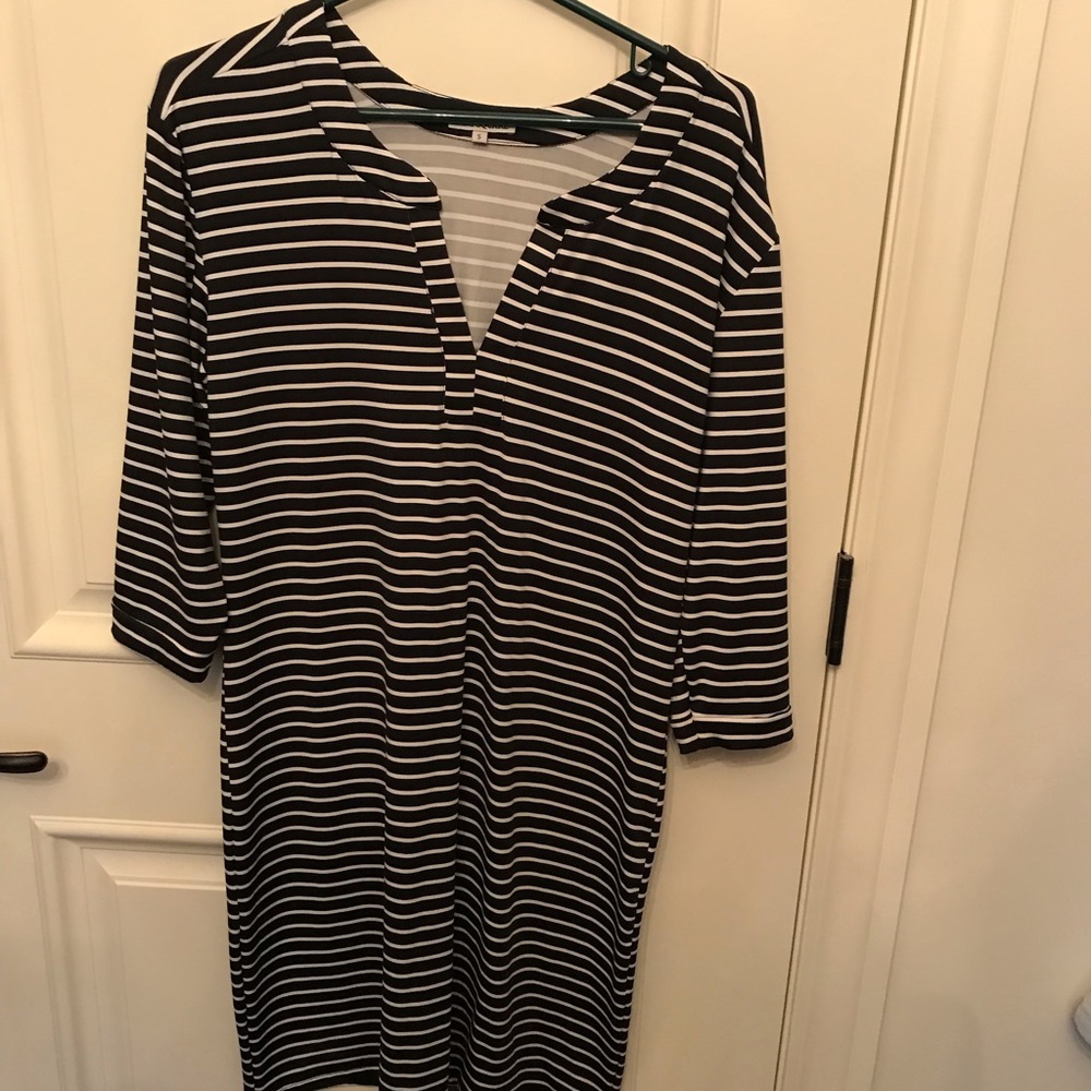 Navy and white 3/4 sleeve dress. Size S.